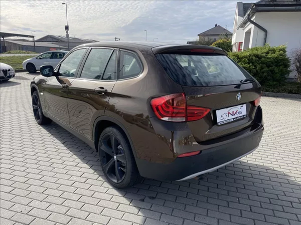 BMW X1 2,0 d X-Drive 130kw Xenon Klim - foto 3