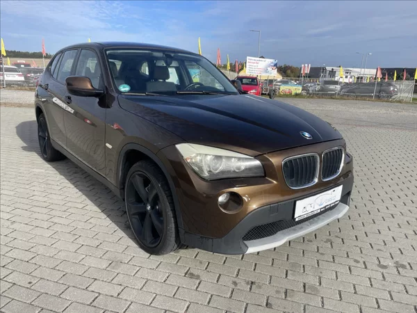 BMW X1 2,0 d X-Drive 130kw Xenon Klim - foto 32