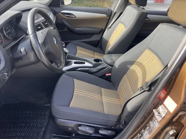 BMW X1 2,0 d X-Drive 130kw Xenon Klim - foto 7
