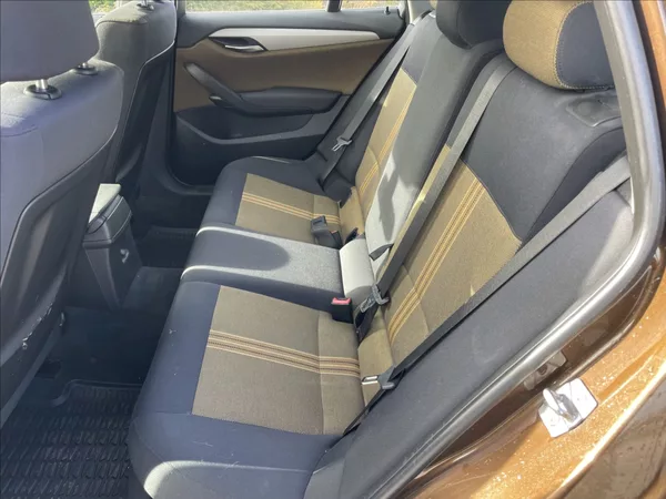 BMW X1 2,0 d X-Drive 130kw Xenon Klim - foto 8