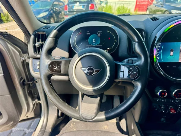 Mini Countryman 2,0 D Cooper F60 110kw Automat - foto 10