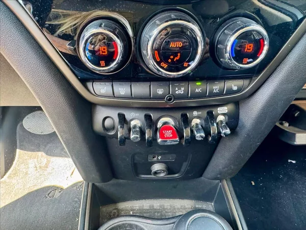 Mini Countryman 2,0 D Cooper F60 110kw Automat - foto 12