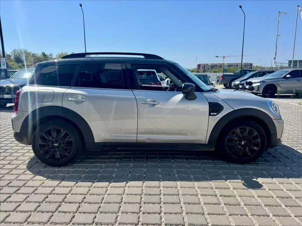 Mini Countryman 2,0 D Cooper F60 110kw Automat - foto 5