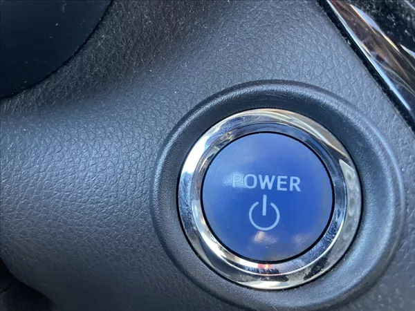 Toyota C-HR 1,8 i 72kw Hybrid e-CVT - foto 24