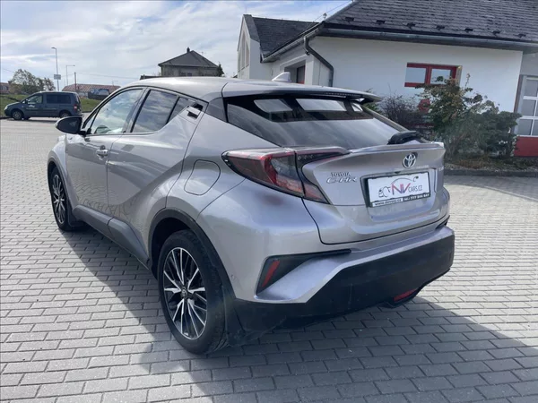 Toyota C-HR 1,8 i 72kw Hybrid e-CVT - foto 3