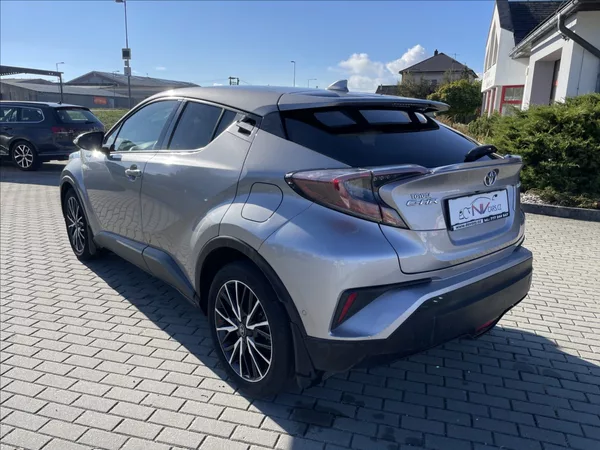 Toyota C-HR 1,8 i 72kw Hybrid e-CVT - foto 37
