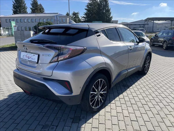 Toyota C-HR 1,8 i 72kw Hybrid e-CVT - foto 38