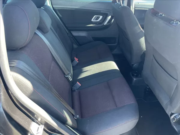 Škoda Fabia 1,4 i 16V 63kw Sportline Klima - foto 11