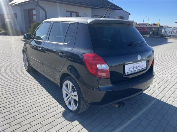 Škoda Fabia 1,4 i 16V 63kw Sportline Klima - foto 3