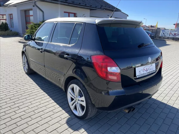 Škoda Fabia 1,4 i 16V 63kw Sportline Klima - foto 38