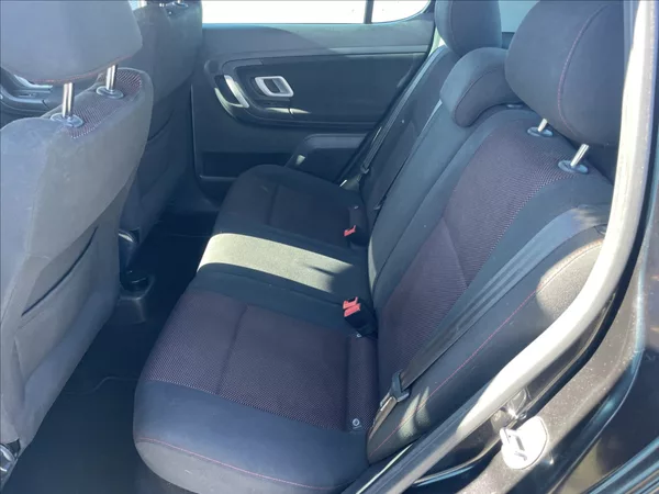 Škoda Fabia 1,4 i 16V 63kw Sportline Klima - foto 9
