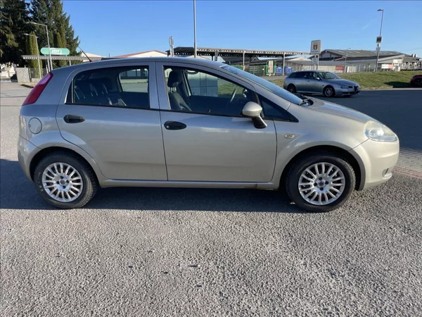 Fiat Punto 1,2 i 48kw Klima CZauto 1maj. - foto 28