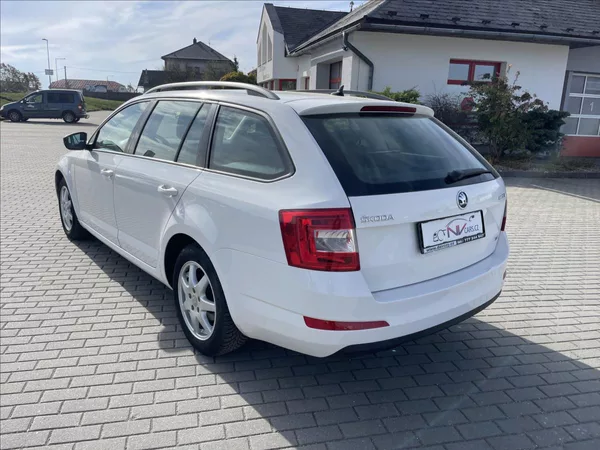 Škoda Octavia 1,8 TSi 132kw 4x4 DSG odp.DPH - foto 3