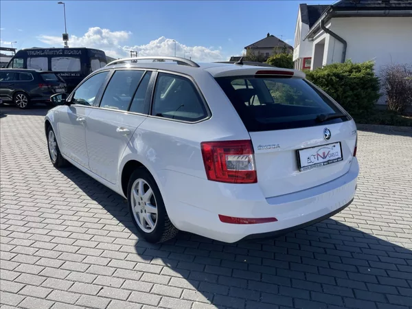 Škoda Octavia 1,8 TSi 132kw 4x4 DSG odp.DPH - foto 30