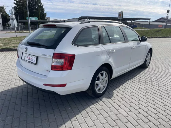 Škoda Octavia 1,8 TSi 132kw 4x4 DSG odp.DPH - foto 4