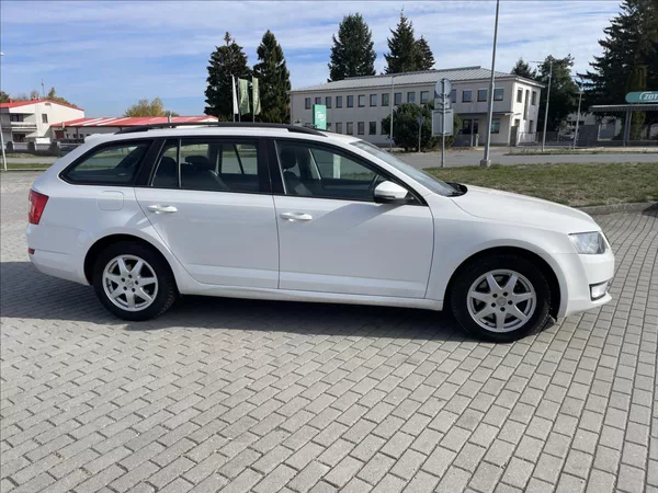 Škoda Octavia 1,8 TSi 132kw 4x4 DSG odp.DPH - foto 5