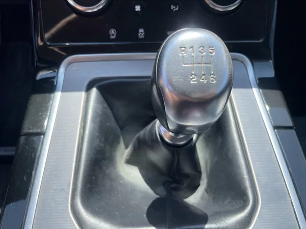 Land Rover Range Rover Evoque 2,0 D150 110kw Manual LED po r - foto 18
