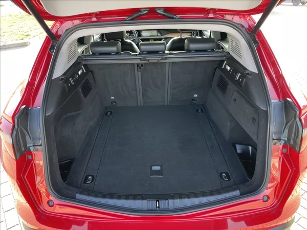 Alfa Romeo Stelvio 2,0 Turbo 280k Q4 AT8 4x4 Tažn - foto 9