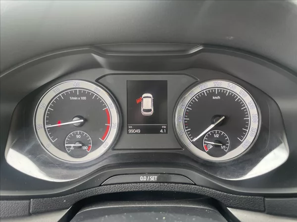 Škoda Karoq 1,0 TSi 85kw Style Tažné GPS - foto 15