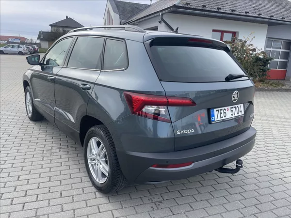 Škoda Karoq 1,0 TSi 85kw Style Tažné GPS - foto 31
