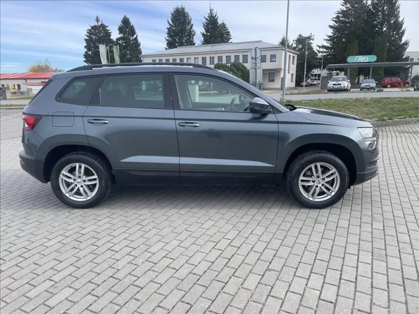 Škoda Karoq 1,0 TSi 85kw Style Tažné GPS - foto 33