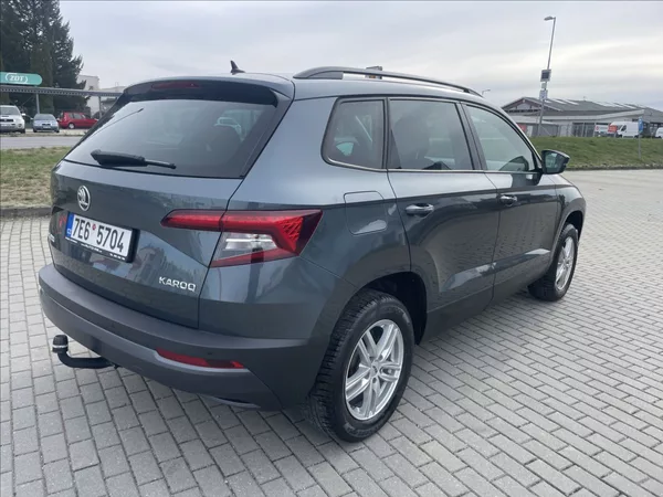 Škoda Karoq 1,0 TSi 85kw Style Tažné GPS - foto 4
