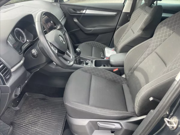 Škoda Karoq 1,0 TSi 85kw Style Tažné GPS - foto 7