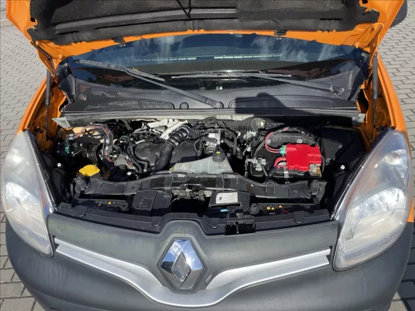 Renault Kangoo 1,5 DCi 55kw CZ DPH 1maj. 12x - foto 20
