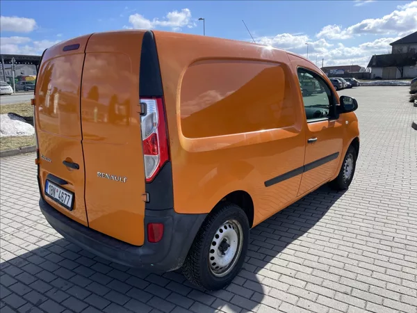 Renault Kangoo 1,5 DCi 55kw CZ DPH 1maj. 12x - foto 28