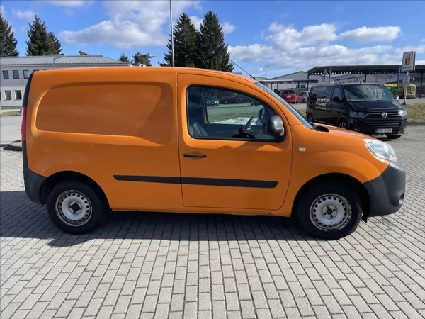 Renault Kangoo 1,5 DCi 55kw CZ DPH 1maj. 12x - foto 29