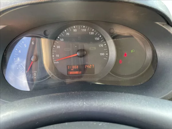 Renault Kangoo 1,5 DCi 55kw CZ DPH 1maj. 12x - foto 9