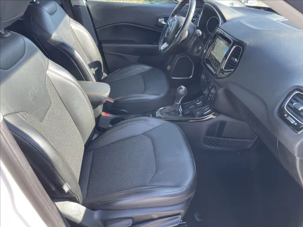 Jeep Compass 1,4 T 125kw AT9 4x4 Limited - foto 12