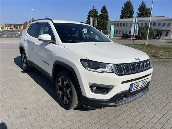 Jeep Compass 1,4 T 125kw AT9 4x4 Limited - foto 32