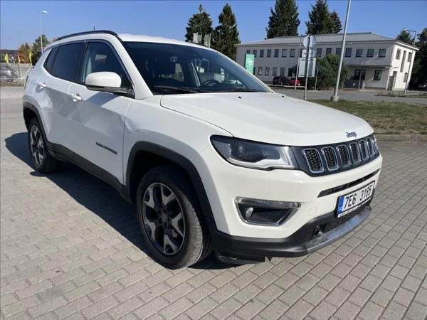 Jeep Compass 1,4 T 125kw AT9 4x4 Limited - foto 6