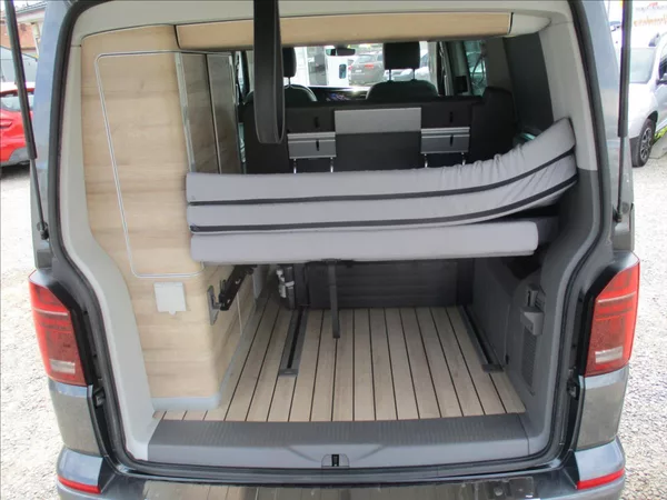 Volkswagen California 2,0 TDI 146kW Ocean 4MOT DSG D - foto 8