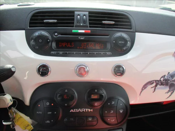 Abarth 500 1,4 T-Jet M 99kw TOP 2sady kol - foto 12