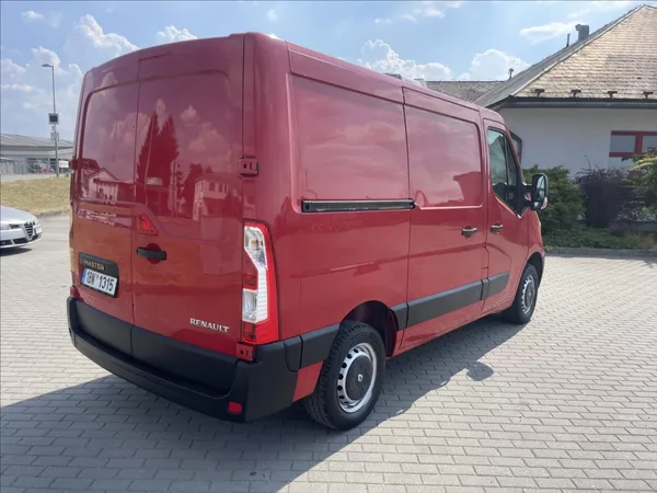 Renault Master 2,3 dCi 110k COOL DPH 12xCZaut - foto 4