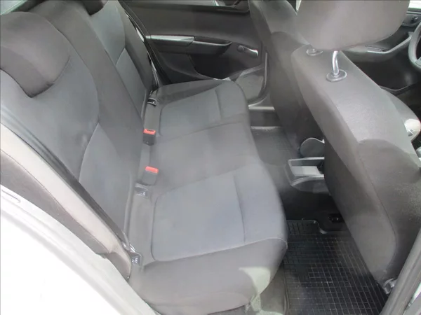 Škoda Fabia 1,4 TDi 66kw Klima bez koroze - foto 10