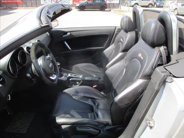 Audi TT 2,0 TFSi 147kw S-Line - foto 11
