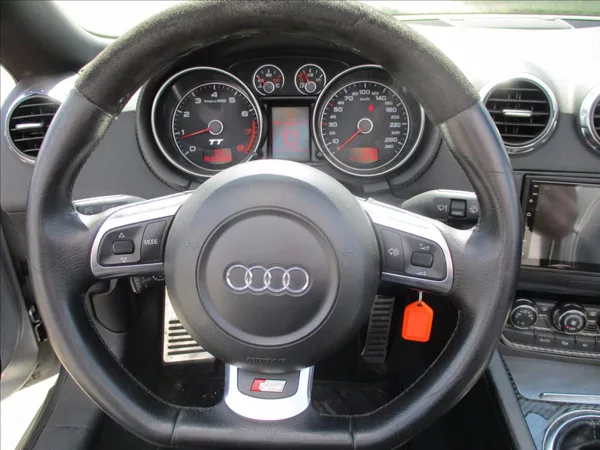 Audi TT 2,0 TFSi 147kw S-Line - foto 14