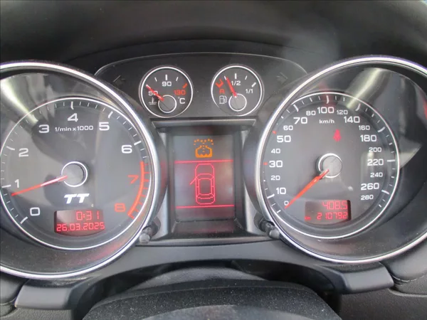 Audi TT 2,0 TFSi 147kw S-Line - foto 15