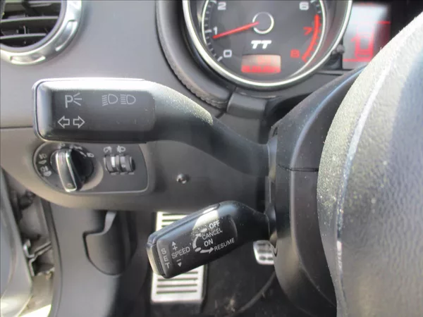 Audi TT 2,0 TFSi 147kw S-Line - foto 16