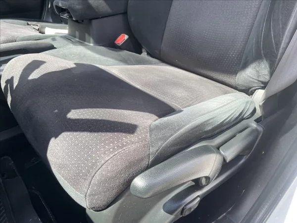 Honda CR-V 2,2 i-DTEC 4x4 Tažné Klima, be - foto 19