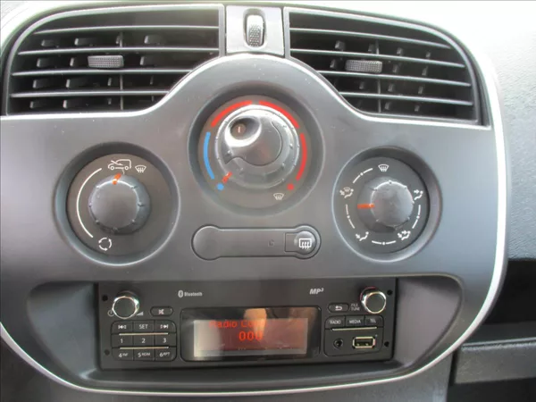 Renault Kangoo 1,5 dCi 75k bez koroze odp DPH - foto 13