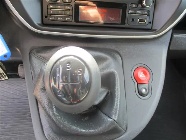 Renault Kangoo 1,5 dCi 75k bez koroze odp DPH - foto 14