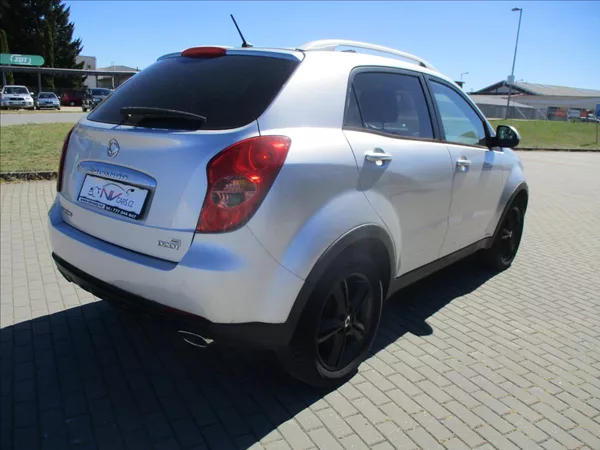 SsangYong Korando 2,0 D20DTF 129kw Executive AWD - foto 20