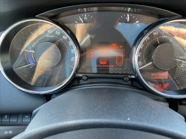 Peugeot 3008 2,0 Hybrid 4x4 Allure Pano HUD - foto 14