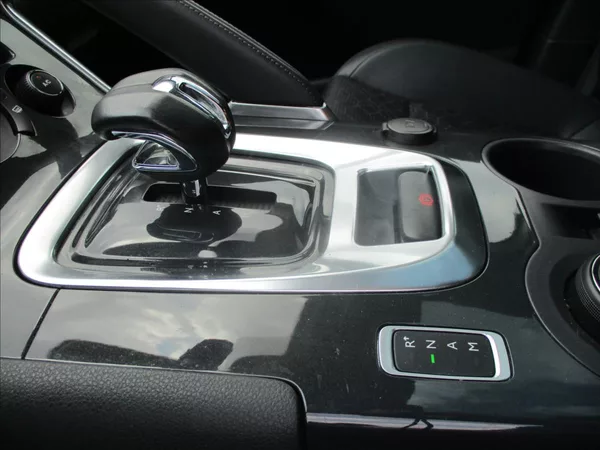 Peugeot 3008 2,0 Hybrid 4x4 Allure Pano HUD - foto 5