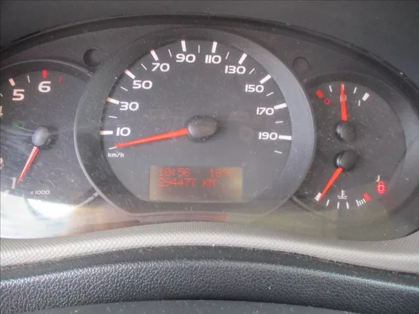 Renault Master 2,3 dCi 110k COOL DPH 12xCZaut - foto 11
