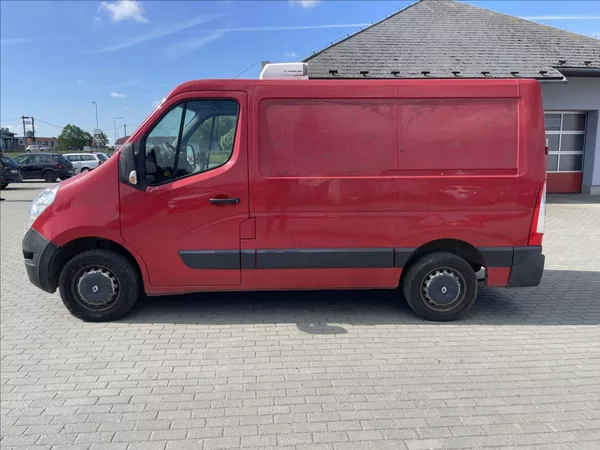 Renault Master 2,3 dCi 110k COOL DPH 12xCZaut - foto 2